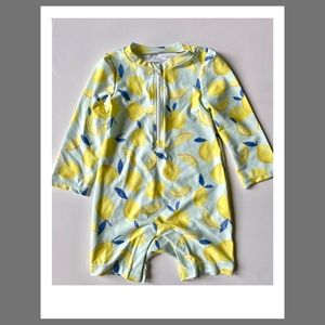 Gap NWT Unisex Lemon Swimsuit Rash Guard 18-24 Mos